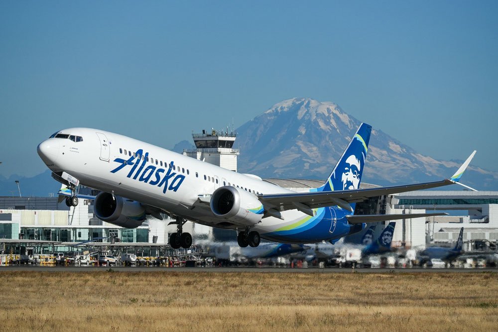 Alaska Airlines aircraft affordable flight booking USA travel